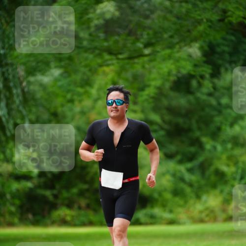 30.08.2026 - Elbe Triathlon Hamburg LAZAROV Photography http://msf.ph/oto/10093969 30.08.2026 15:28:43 Laufen  meine-sportfotos.de