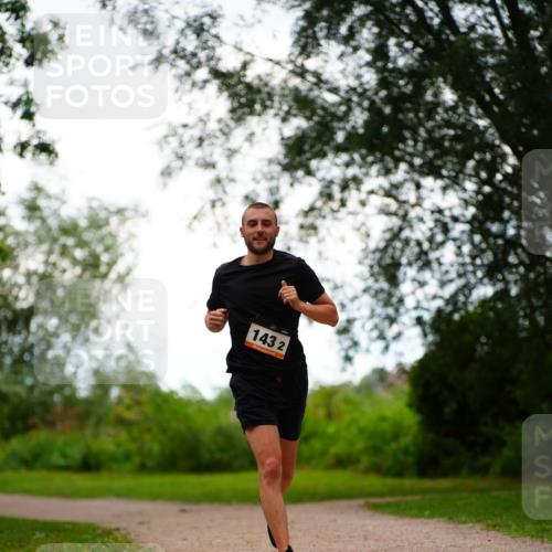 30.08.2026 - Elbe Triathlon Hamburg LAZAROV Photography http://msf.ph/oto/10093988 30.08.2026 15:29:46 Laufen 143, 2 meine-sportfotos.de