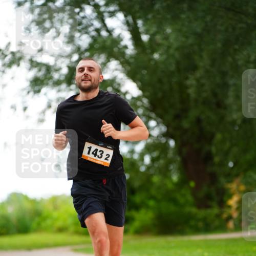 30.08.2026 - Elbe Triathlon Hamburg LAZAROV Photography http://msf.ph/oto/10093996 30.08.2026 15:29:48 Laufen 143, 2 meine-sportfotos.de