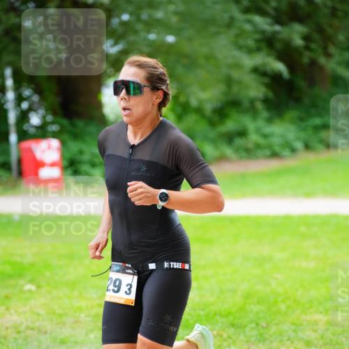 30.08.2026 - Elbe Triathlon Hamburg LAZAROV Photography http://msf.ph/oto/10094036 30.08.2026 15:32:01 Laufen 29, 3 meine-sportfotos.de