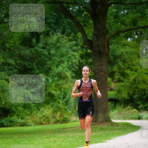 30.08.2026 - Elbe Triathlon Hamburg LAZAROV Photography http://msf.ph/oto/10094039 30.08.2026 15:32:44 Laufen  meine-sportfotos.de