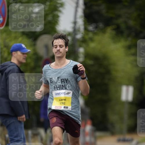 30.08.2026 - Blankeneser Heldenlauf Patografie http://msf.ph/oto/10094040 30.08.2026 09:34:48 Ziel 1535, 1542, 1762, 3646 meine-sportfotos.de