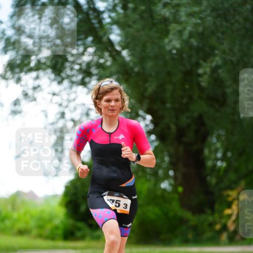30.08.2026 - Elbe Triathlon Hamburg LAZAROV Photography http://msf.ph/oto/10094061 30.08.2026 15:33:41 Laufen 53 meine-sportfotos.de