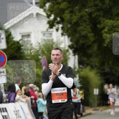 30.08.2026 - Blankeneser Heldenlauf Patografie http://msf.ph/oto/10094089 30.08.2026 09:35:16 Ziel 1568, 3519, 3602, 3686, 3687 meine-sportfotos.de