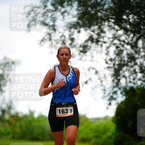30.08.2026 - Elbe Triathlon Hamburg LAZAROV Photography http://msf.ph/oto/10094092 30.08.2026 15:37:23 Laufen 163, 3 meine-sportfotos.de