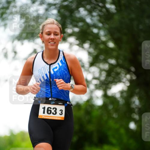 30.08.2026 - Elbe Triathlon Hamburg LAZAROV Photography http://msf.ph/oto/10094098 30.08.2026 15:37:24 Laufen 1633 meine-sportfotos.de