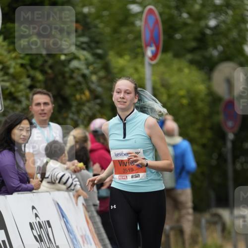 30.08.2026 - Blankeneser Heldenlauf Patografie http://msf.ph/oto/10094099 30.08.2026 09:35:19 Ziel 3519, 3602, 3686, 3687 meine-sportfotos.de