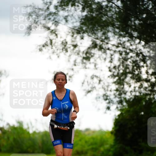 30.08.2026 - Elbe Triathlon Hamburg LAZAROV Photography http://msf.ph/oto/10094103 30.08.2026 15:37:55 Laufen  meine-sportfotos.de