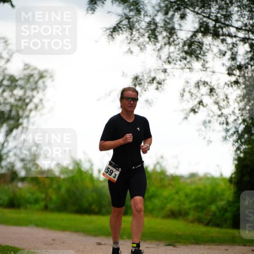 30.08.2026 - Elbe Triathlon Hamburg LAZAROV Photography http://msf.ph/oto/10094143 30.08.2026 15:38:25 Laufen 593 meine-sportfotos.de
