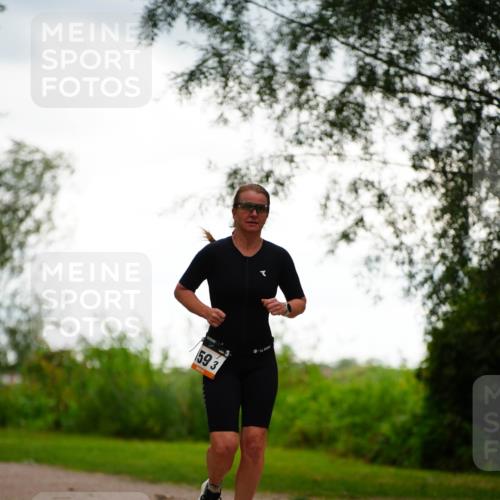 30.08.2026 - Elbe Triathlon Hamburg LAZAROV Photography http://msf.ph/oto/10094145 30.08.2026 15:38:25 Laufen 59, 3 meine-sportfotos.de