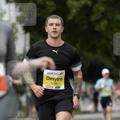 30.08.2026 - Blankeneser Heldenlauf Patografie http://msf.ph/oto/10094147 30.08.2026 09:35:48 Ziel 1006, 1087, 1094, 1294, 1474, 1585, 3566, 3720 meine-sportfotos.de