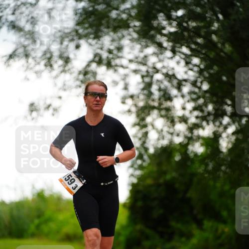 30.08.2026 - Elbe Triathlon Hamburg LAZAROV Photography http://msf.ph/oto/10094151 30.08.2026 15:38:26 Laufen 59, 3 meine-sportfotos.de