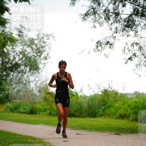 30.08.2026 - Elbe Triathlon Hamburg LAZAROV Photography http://msf.ph/oto/10094162 30.08.2026 15:39:02 Laufen  meine-sportfotos.de