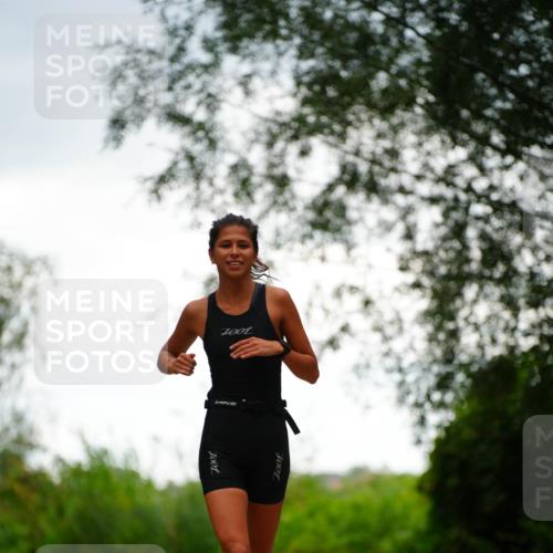 30.08.2026 - Elbe Triathlon Hamburg LAZAROV Photography http://msf.ph/oto/10094168 30.08.2026 15:39:05 Laufen 7001 meine-sportfotos.de