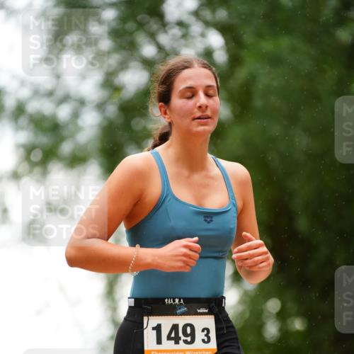 30.08.2026 - Elbe Triathlon Hamburg LAZAROV Photography http://msf.ph/oto/10094202 30.08.2026 15:39:15 Laufen 1493 meine-sportfotos.de