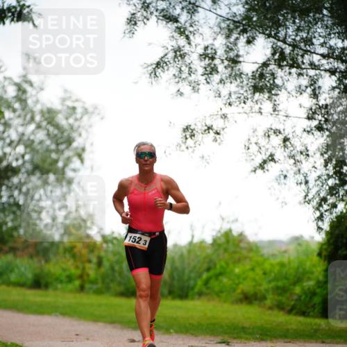 30.08.2026 - Elbe Triathlon Hamburg LAZAROV Photography http://msf.ph/oto/10094205 30.08.2026 15:39:51 Laufen 152, 3 meine-sportfotos.de