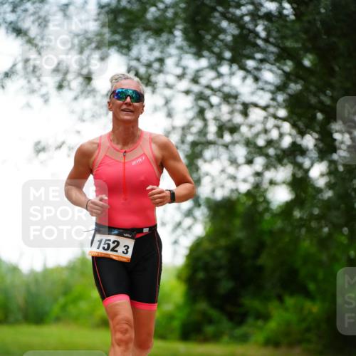 30.08.2026 - Elbe Triathlon Hamburg LAZAROV Photography http://msf.ph/oto/10094209 30.08.2026 15:39:53 Laufen 152, 3, 2, 1, 1 meine-sportfotos.de