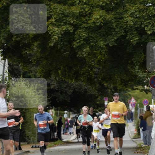 30.08.2026 - Blankeneser Heldenlauf Patografie http://msf.ph/oto/10094216 30.08.2026 09:36:23 Ziel 1492, 1527, 1760, 3652 meine-sportfotos.de