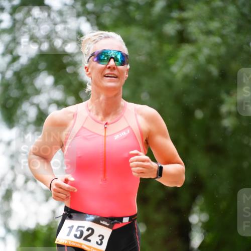 30.08.2026 - Elbe Triathlon Hamburg LAZAROV Photography http://msf.ph/oto/10094217 30.08.2026 15:39:55 Laufen 152, 3, 2 meine-sportfotos.de