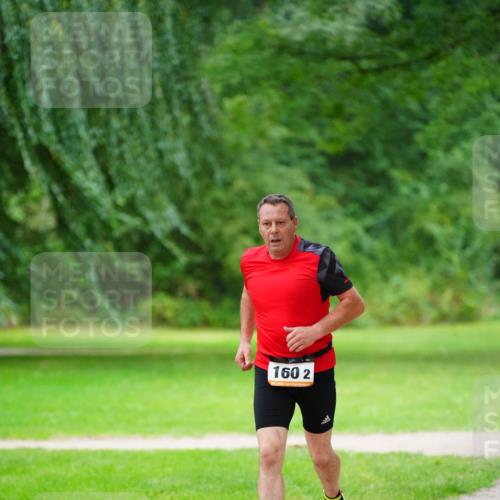 30.08.2026 - Elbe Triathlon Hamburg LAZAROV Photography http://msf.ph/oto/10094227 30.08.2026 15:40:10 Laufen 160, 2 meine-sportfotos.de