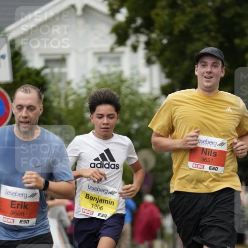 30.08.2026 - Blankeneser Heldenlauf Patografie http://msf.ph/oto/10094243 30.08.2026 09:36:31 Ziel 1106, 1266, 1595, 1782, 3603, 3608, 3611, 3651, 3652 meine-sportfotos.de