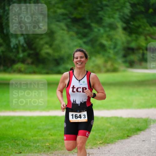 30.08.2026 - Elbe Triathlon Hamburg LAZAROV Photography http://msf.ph/oto/10094251 30.08.2026 15:40:21 Laufen 164, 3 meine-sportfotos.de