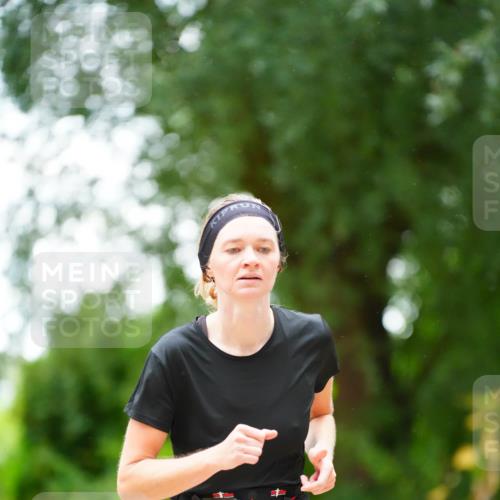 30.08.2026 - Elbe Triathlon Hamburg LAZAROV Photography http://msf.ph/oto/10094269 30.08.2026 15:40:38 Laufen 128, 3, 4 meine-sportfotos.de