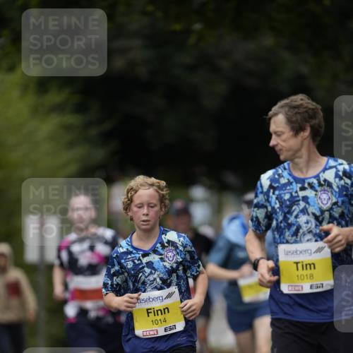 30.08.2026 - Blankeneser Heldenlauf Patografie http://msf.ph/oto/10094273 30.08.2026 09:36:56 Ziel 1014, 1018, 3527 meine-sportfotos.de