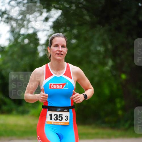 30.08.2026 - Elbe Triathlon Hamburg LAZAROV Photography http://msf.ph/oto/10094282 30.08.2026 15:41:50 Laufen 135, 3, 4 meine-sportfotos.de