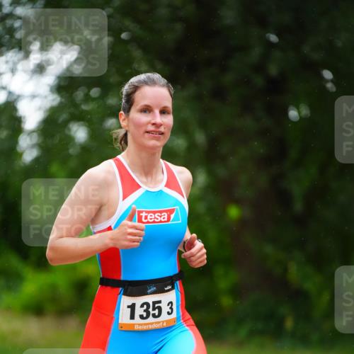 30.08.2026 - Elbe Triathlon Hamburg LAZAROV Photography http://msf.ph/oto/10094284 30.08.2026 15:41:50 Laufen 135, 3, 4 meine-sportfotos.de