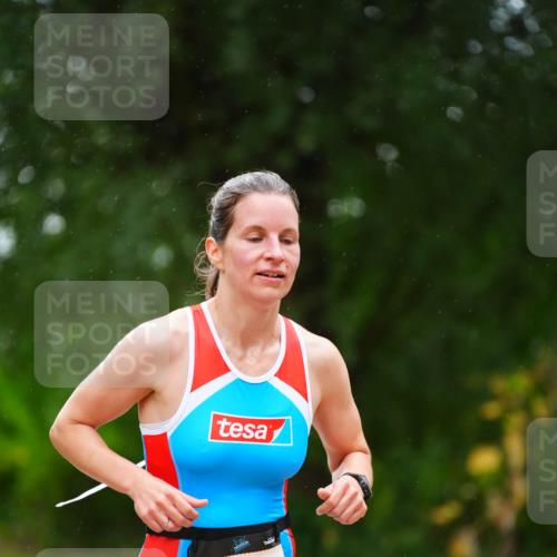 30.08.2026 - Elbe Triathlon Hamburg LAZAROV Photography http://msf.ph/oto/10094285 30.08.2026 15:41:50 Laufen 1353, 4 meine-sportfotos.de