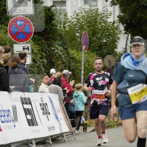 30.08.2026 - Blankeneser Heldenlauf Patografie http://msf.ph/oto/10094287 30.08.2026 09:37:05 Ziel 1014, 1018, 1393, 1525, 3506, 3527, 3629 meine-sportfotos.de