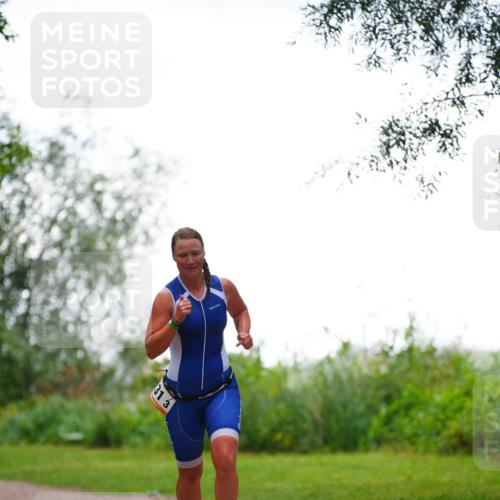 30.08.2026 - Elbe Triathlon Hamburg LAZAROV Photography http://msf.ph/oto/10094293 30.08.2026 15:42:12 Laufen 31, 3 meine-sportfotos.de