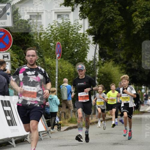 30.08.2026 - Blankeneser Heldenlauf Patografie http://msf.ph/oto/10094295 30.08.2026 09:37:08 Ziel 1014, 1018, 1393, 1525, 1696, 3506, 3629 meine-sportfotos.de