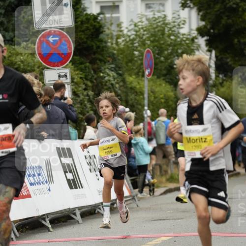 30.08.2026 - Blankeneser Heldenlauf Patografie http://msf.ph/oto/10094313 30.08.2026 09:37:12 Ziel 1330, 1393, 1525, 1696, 3506, 3629 meine-sportfotos.de