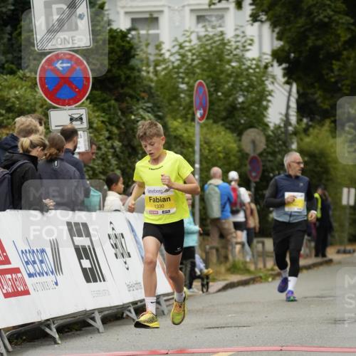 30.08.2026 - Blankeneser Heldenlauf Patografie http://msf.ph/oto/10094318 30.08.2026 09:37:14 Ziel 1279, 1330, 1393, 1696, 3506, 3629 meine-sportfotos.de