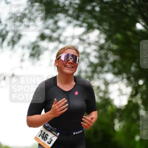 30.08.2026 - Elbe Triathlon Hamburg LAZAROV Photography http://msf.ph/oto/10094331 30.08.2026 15:42:29 Laufen 1463 meine-sportfotos.de