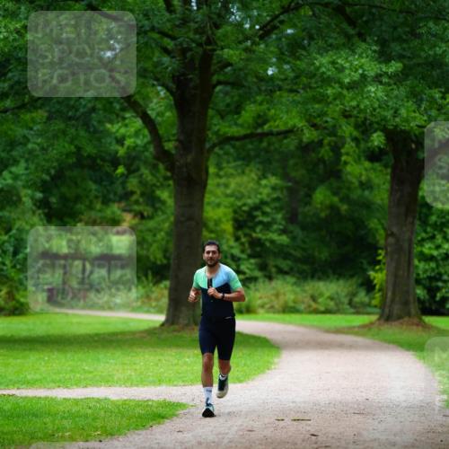 30.08.2026 - Elbe Triathlon Hamburg LAZAROV Photography http://msf.ph/oto/10094334 30.08.2026 17:08:38 Laufen  meine-sportfotos.de