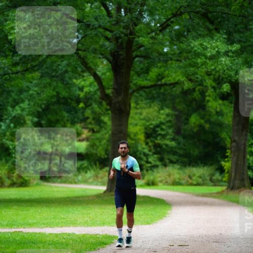 30.08.2026 - Elbe Triathlon Hamburg LAZAROV Photography http://msf.ph/oto/10094335 30.08.2026 17:08:38 Laufen  meine-sportfotos.de