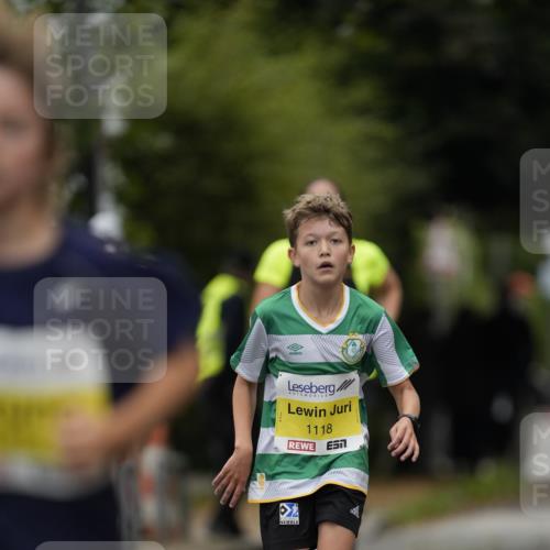 30.08.2026 - Blankeneser Heldenlauf Patografie http://msf.ph/oto/10094338 30.08.2026 09:37:23 Ziel 1118, 1172, 1279, 1805 meine-sportfotos.de