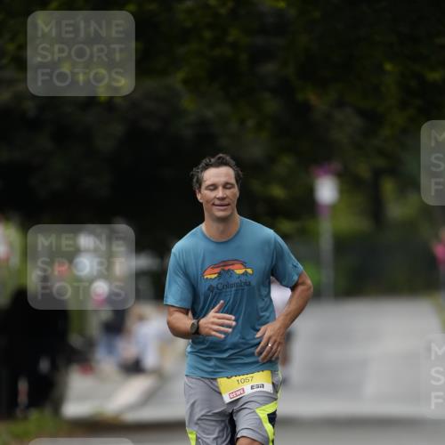30.08.2026 - Blankeneser Heldenlauf Patografie http://msf.ph/oto/10094344 30.08.2026 09:37:28 Ziel 1057, 1118, 1172, 1805, 3665 meine-sportfotos.de