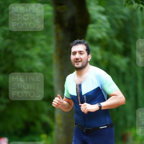 30.08.2026 - Elbe Triathlon Hamburg LAZAROV Photography http://msf.ph/oto/10094348 30.08.2026 17:08:43 Laufen  meine-sportfotos.de