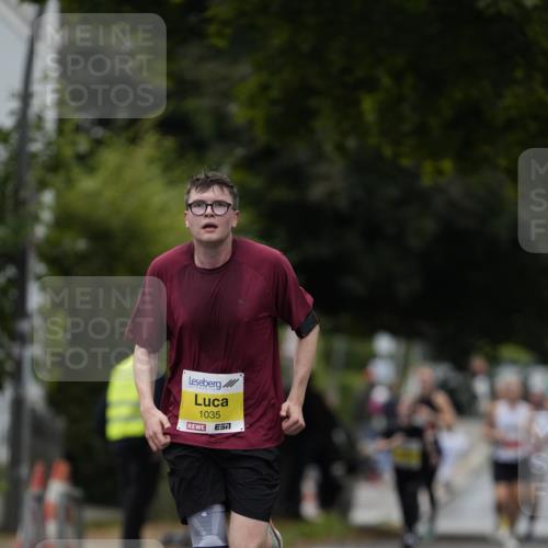 30.08.2026 - Blankeneser Heldenlauf Patografie http://msf.ph/oto/10094351 30.08.2026 09:37:40 Ziel 1035, 1057 meine-sportfotos.de