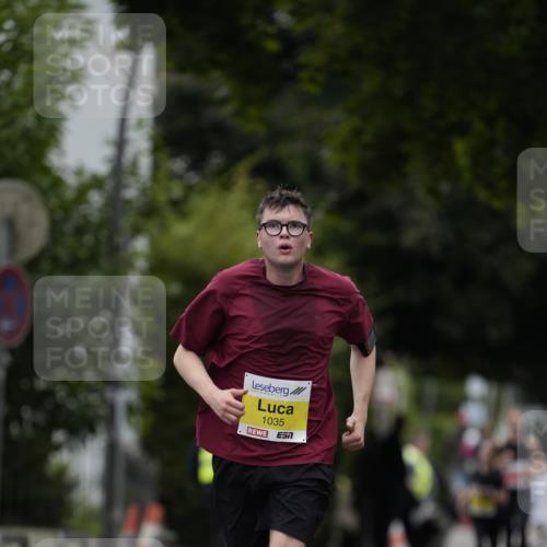 30.08.2026 - Blankeneser Heldenlauf Patografie http://msf.ph/oto/10094352 30.08.2026 09:37:41 Ziel 1035 meine-sportfotos.de