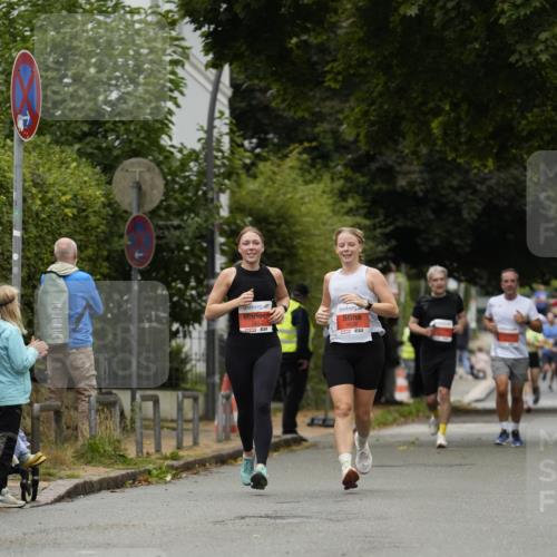 30.08.2026 - Blankeneser Heldenlauf Patografie http://msf.ph/oto/10094355 30.08.2026 09:37:55 Ziel 1128 meine-sportfotos.de
