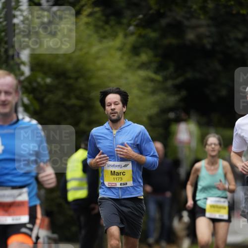 30.08.2026 - Blankeneser Heldenlauf Patografie http://msf.ph/oto/10094378 30.08.2026 09:38:25 Ziel 1402, 1456, 3634, 3697 meine-sportfotos.de