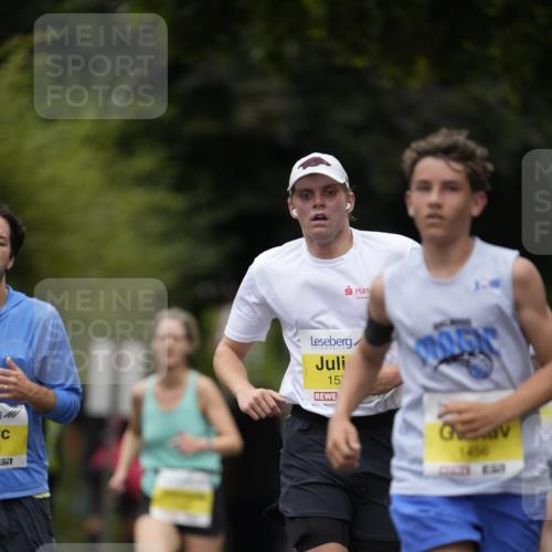 30.08.2026 - Blankeneser Heldenlauf Patografie http://msf.ph/oto/10094380 30.08.2026 09:38:27 Ziel 1456, 1574, 3634, 3697 meine-sportfotos.de