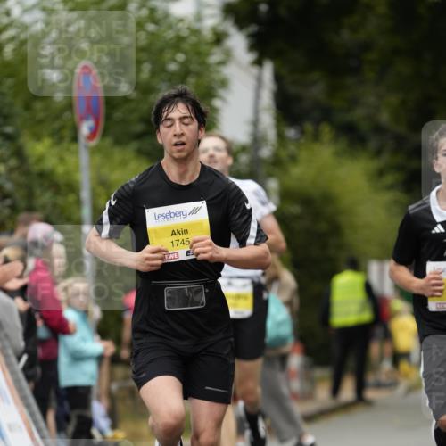 30.08.2026 - Blankeneser Heldenlauf Patografie http://msf.ph/oto/10094415 30.08.2026 09:39:18 Ziel 1162, 1745, 1781, 3507, 3523, 3709 meine-sportfotos.de