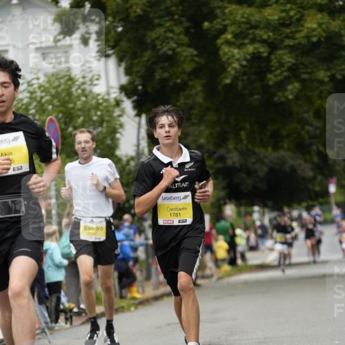 30.08.2026 - Blankeneser Heldenlauf Patografie http://msf.ph/oto/10094416 30.08.2026 09:39:19 Ziel 1162, 1745, 1781, 3507, 3523, 3709 meine-sportfotos.de