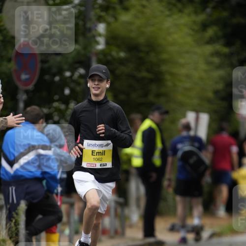 30.08.2026 - Blankeneser Heldenlauf Patografie http://msf.ph/oto/10094419 30.08.2026 09:39:29 Ziel 1062 meine-sportfotos.de